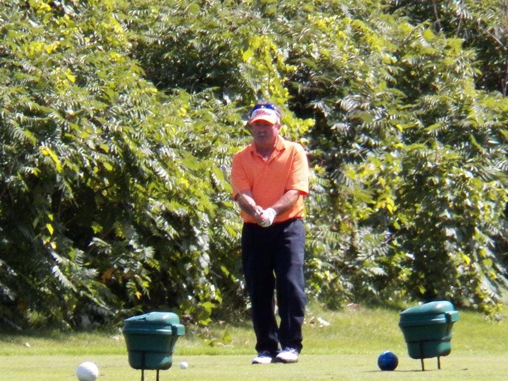  Terry Horner lines up his tee shot on #11 en route to a County Championship
